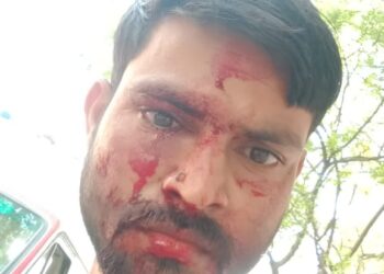 गाली गलौज व मारपीट करने और सहकर्मी के खिलाफ एनसीआर दर्ज