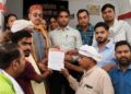 विश्व हिंदू परिषद बजरंग दल ने जिला अधिकारी को सौंपा ज्ञापन