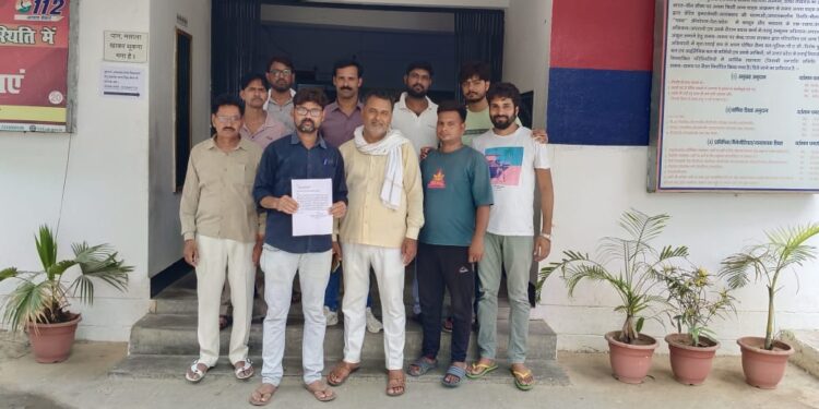 सभासद पति को फ़ोन पर धमकाया, दस सभासदों/प्रतिनिधियों ने पुलिस से गुहार लगाई।ऑडियो भी वायरल हुआ।