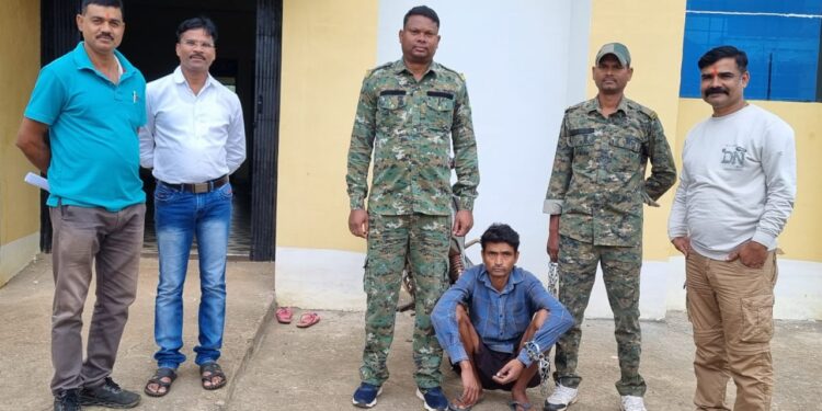 थाना कोरंधा की बड़ी कार्रवाई: फरार आरोपी अनिल अगरिया को गिरफ्तार किया गया