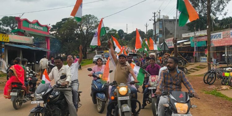 नगर पंचायत कुसमी में “हर घर तिरंगा” कार्यक्रम और तिरंगा रैली का आयोजन