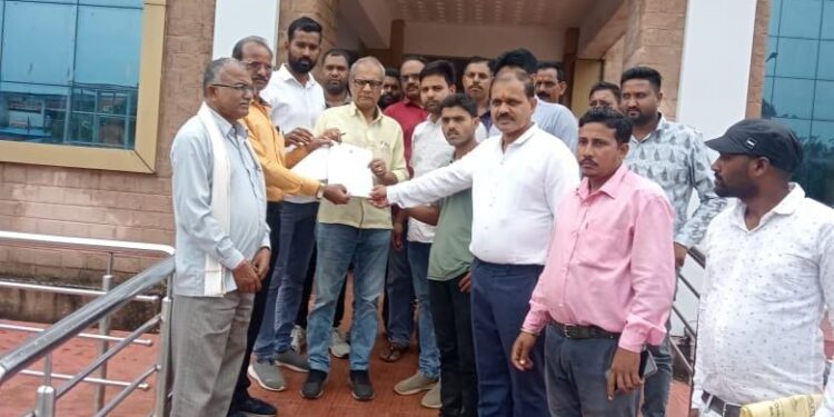 भिलाई विधायक देवेंद्र यादव की गिरफ्तारी को लेकर यादव महासभा का विरोध, मुख्यमंत्री से निःशर्त रिहाई की मांग….