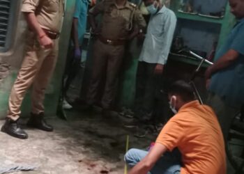 घर के कमरे में आकर कैसे हुई मौत