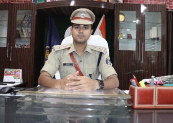 बलरामपुर के नए पुलिस अधीक्षक ने पदभार ग्रहण किया…