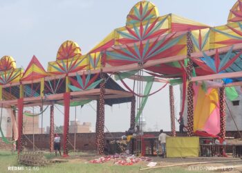 भरथना कस्बा के मोहल्ला मोतीगंज स्थित पीतल वालों के हाता में शारदीय नवरात्रि पर्व पर श्रीनवदुर्गा
