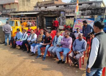 कुसमी: युवा कांग्रेस ने बलरामपुर में बिगड़ती क़ानून व्यवस्था के खिलाफ धरना प्रदर्शन किया