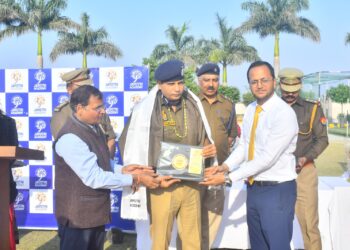 स्थानीय जयोत्री अकादमी के क्रीड़ास्थल पर इटावा सहोदया अंतरविद्यालय खो-खो प्रतियोगिता का भव्य आयोजन हुआ संपन्न