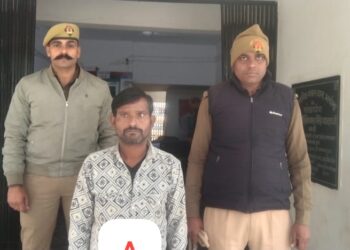 भरथना पुलिस ने हिस्ट्रीशीटर को किया गिरफ्तार,कब्जे से 01तमंचा 315 बोर व 02 जिंदा कारतूस किये बरामद