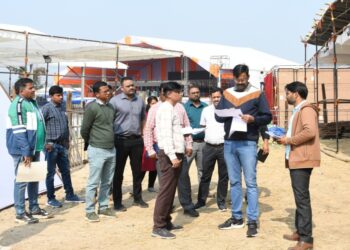 बलरामपुर: कलेक्टर ने तातापानी महोत्सव की तैयारियों का लिया जायजा..