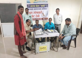 बलरामपुर: ईव्हीएम प्रदर्शनी के माध्यम से मतदाताओं को किया जा रहा जागरूक