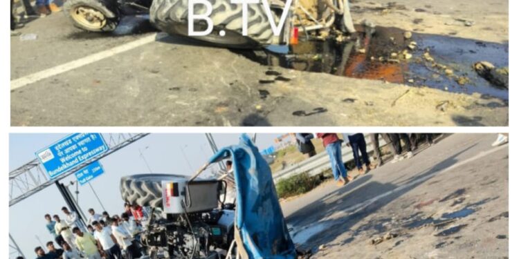 भरथना में हुआ सड़क हादसा ट्रैक्टर पलटने से कई लोग घायल
