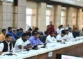 बलरामपुर: प्रधानमंत्री आवास योजना की क्रियान्वयन में तेजी लाने के निर्देश- कलेक्टर..