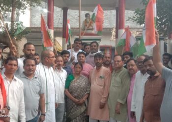 सेना के साहस व पराक्रम के नमन के लिए तिरंगा यात्रा निकाली गई