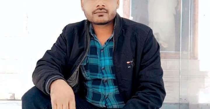 अस्पताल कर्मी को तेज रफ्तार कार ने मारी टक्कर