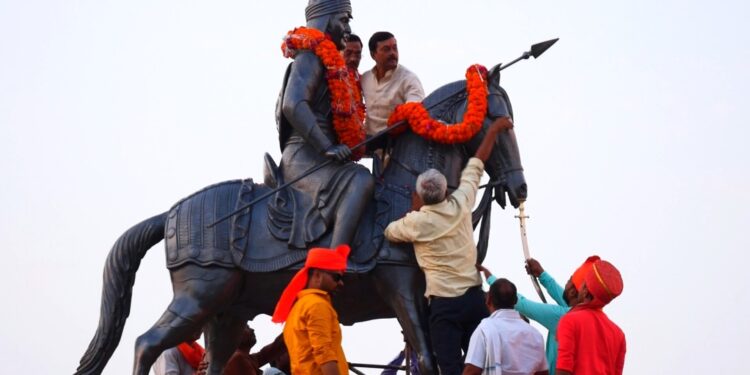 विजय प्रताप सिंह सेंगर ने की शुरुआत,जिले में लगना शुरू होगी महाराणा प्रताप की मूर्ति 