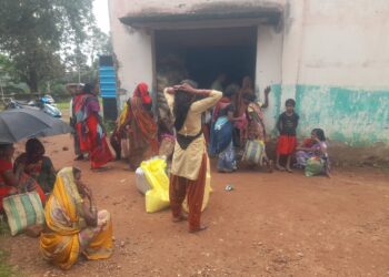 कुसमी: तीन महीने का राशन बना तीन गुना मुसीबत!