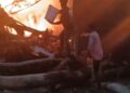 भरथना के लालपुरा में सात घरों के छप्पर में आग लगने से गांव में मची अफरा तफरी 