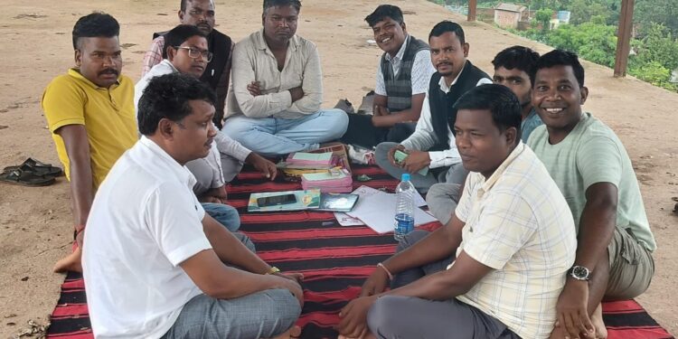 कुसमी: विश्व आदिवासी दिवस 2025 की तैयारी को लेकर सर्व आदिवासी समाज की बैठक सम्पन्न..