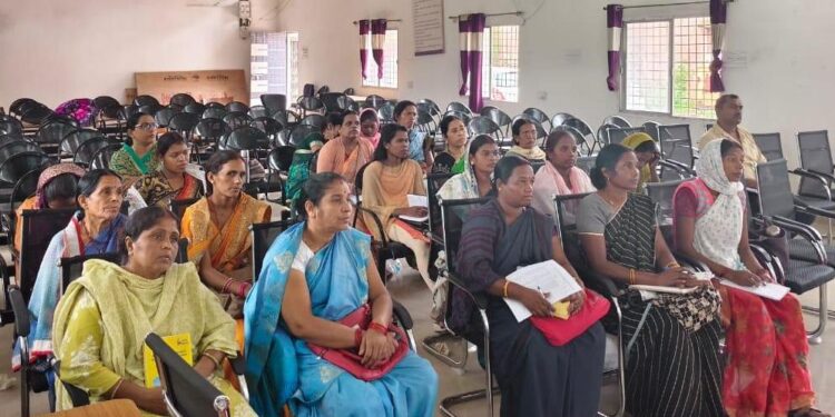 बलरामपुर: बीएलओ-सुपरवाइज़र बने ‘वोट योद्धा’ – चुनावी जंग के लिए पूरी तैयारी में जुटे!