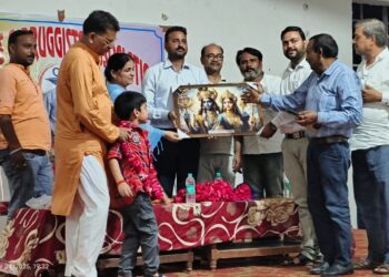 केमिस्ट एशोसियेशन लखना द्वारा नये औषधि निरीक्षक श्री नीलेश शर्मा जी का एक परिचय एवम स्वागत कार्यक्रम का आयोजन JVS रिसोट लखना में