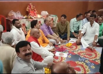 श्री नवदुर्गा पूजा समिति की बैठक में अध्यक्ष संजीव दीक्षित, कोषाध्यक्ष श्याम पोरवाल को चुना गया