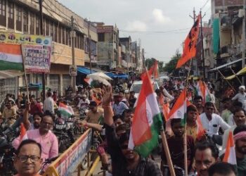 भाजपाइयों ने हर घर तिरंगा अभियान के तहत व ऑपरेशन सिंदूर के तत्वाधान में विशाल तिरंगा यात्रा निकाली   