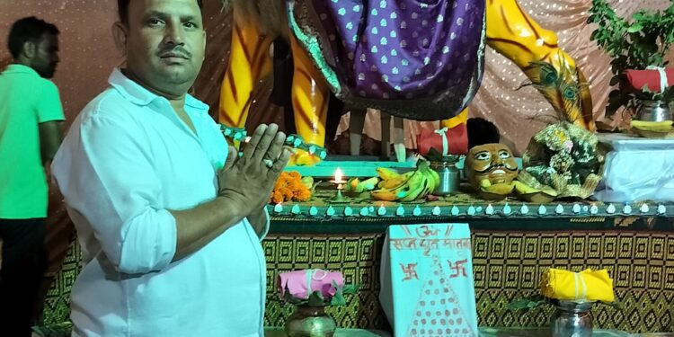 ग्राम पंचायत फतेहपुरा लखना में दुर्गा माता की प्रतिमा स्थापित