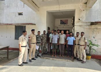 शंकरगढ़: बिजली मरम्मत कार्य में बाधा, लाइनमैन पर हमला करने वाले 8 आरोपी गिरफ्तार..