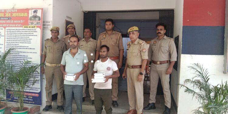 टप्पेबाजी करने वाले दो बदमाश गिरफ्तार,एक तमंचा और कारतूस 2 लाख रुपये बरामद