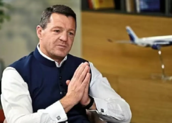 दिल्ली: इंडिगो के CEO के बाद अब चेयरमैन ने भी मांगी माफी
