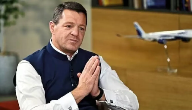 दिल्ली: इंडिगो के CEO के बाद अब चेयरमैन ने भी मांगी माफी