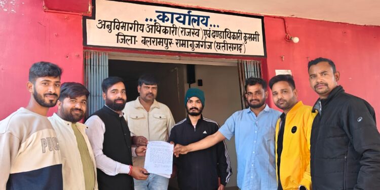 कुसमी: लोकल ट्रक मालिकों की अनदेखी से भड़का आक्रोश..