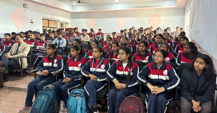 जयोत्री अकादमी में कॉलेज फेयर का आयोजन
