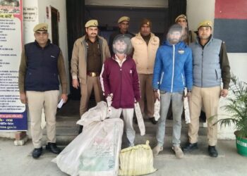 चोरी की योजना बना रहे दो अभियुक्त तमंचा सहित गिरफ्तार।