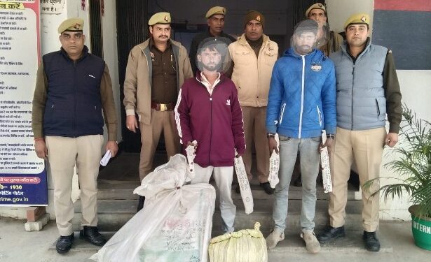 चोरी की योजना बना रहे दो अभियुक्त तमंचा सहित गिरफ्तार।