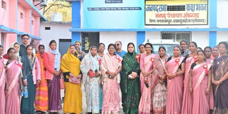 शंकरगढ़: स्वास्थ्य पंचायत सम्मेलन में शामिल हुईं सामरी विधायक उद्धेश्वरी पैकरा