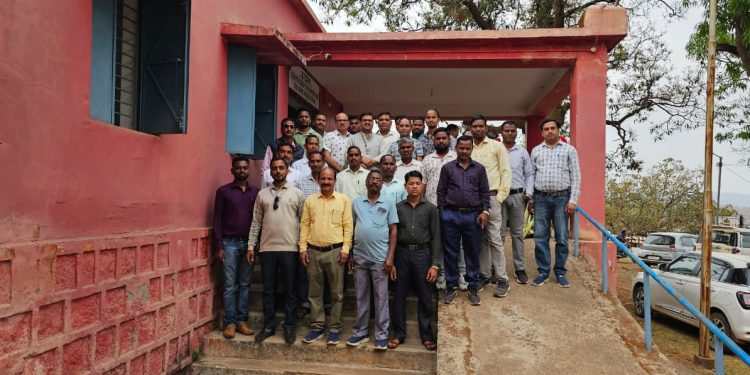 कुसमी: छत्तीसगढ़ कर्मचारी अधिकारी फेडरेशन ने सौंपा ज्ञापन, 11 सूत्रीय मांगों को लेकर बढ़ा आक्रोश