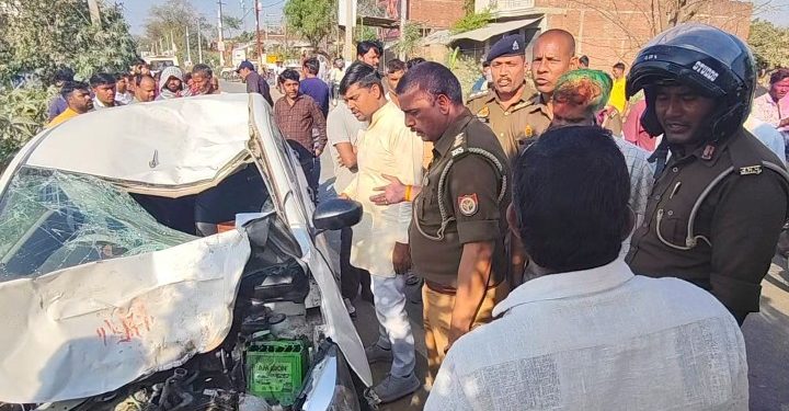 कार और बाइक की आमने-सामने भिड़ंत में दो युवक की मौत