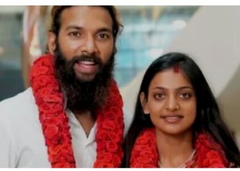 महाकुंभ वायरल गर्ल मोनालिसा ने मुस्लिम लड़के से की शादी,