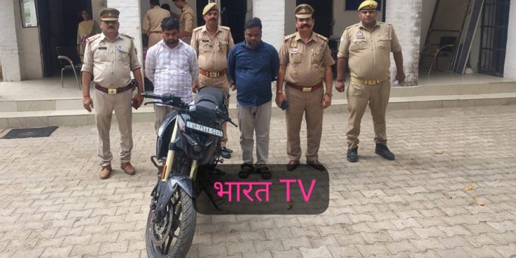 यक्ष ऐप से हुआ खुलासा, इटावा पुलिस ने दो अंतर्राज्यीय शातिर चोरों को दबोचा