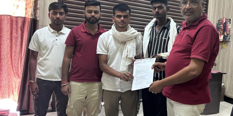 राजपुर: NSUI ने छात्र संघ चुनाव बहाली को लेकर सौंपा ज्ञापन, लोकतांत्रिक अधिकारों की उठाई आवाज