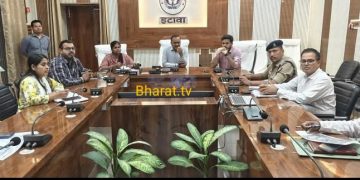 भर्थना रेलवे गेट 20वी पर फुट ओवर ब्रिज के स्थान पर रैप निर्माण पर सहमति बनी