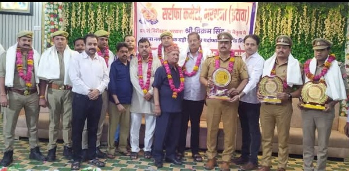 सर्राफा कमेटी ने भरथना पुलिस टीम को किया सम्मानित, दो चोरी का खुलासा