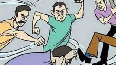 युवक को मारपीट कर खून से लथपथ हालत में छोड़ा