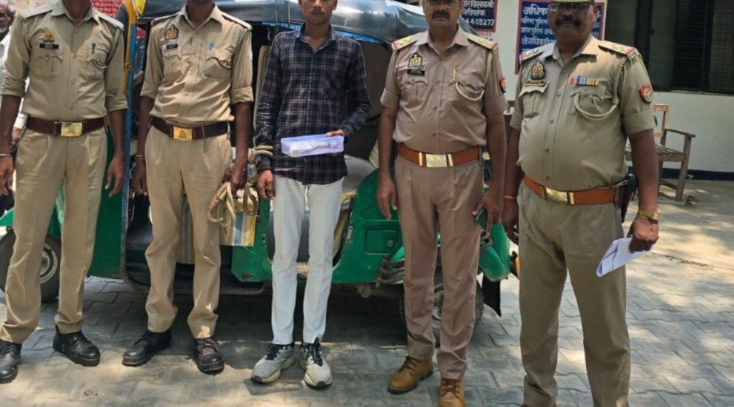 इटावा पुलिस ने ऑटो लूटकांड का किया खुलासा
