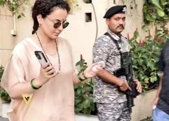 बॉलीवुड सेलिब्रिटी अपडेट देने वाले Viral Bhayani द्वारा शेयर किए गए एक वीडियो ने सोशल मीडिया पर नई चर्चा छेड़ दी है
