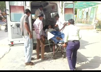 अमेठी में सड़क हादसा, बाइक सवार दो छात्र गंभीर घायल