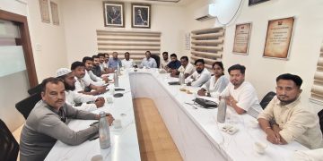 प्रेस क्लब कुसमी ने हिंडाल्को के जीएम से की शिष्टाचार भेंट