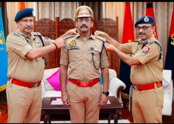 इटावा के एडिशनल एसपी अभय नाथ त्रिपाठी बने IPS, उत्कृष्ट सेवा और जनहितकारी पुलिसिंग का मिला सम्मान