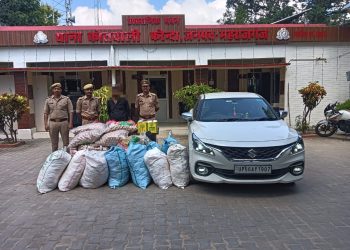 फरेन्दा में तस्करी के सामान पर पुलिस की बड़ी कार्रवाई, बलैनो कार समेत एक गिरफ्तार